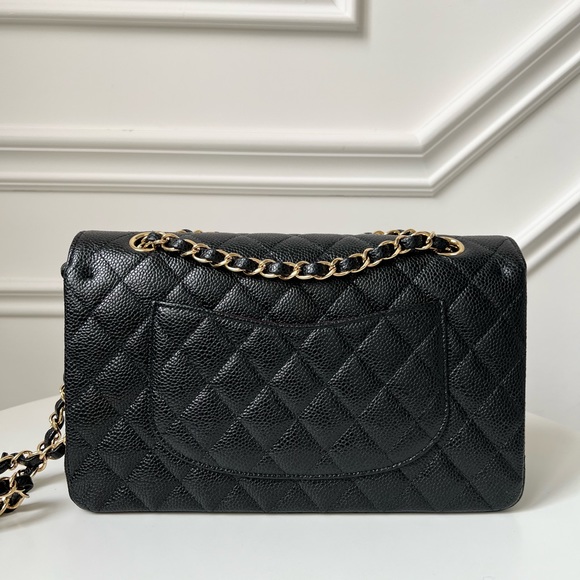 —SOLD—CHANEL M CLASSIC CAVIAR DOUBLE FLAP - Picture 3 of 8